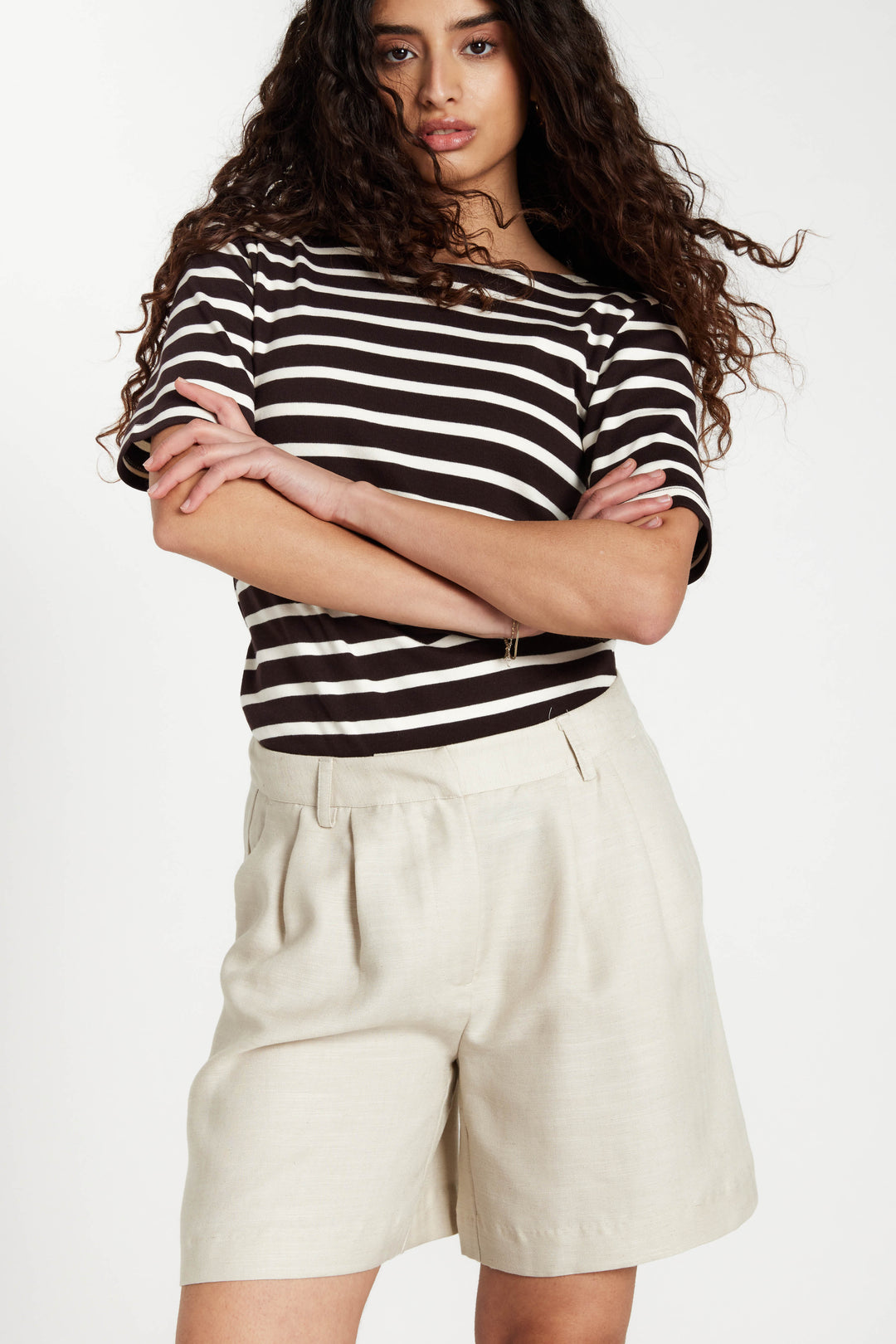 Bruuns Bazaar Women AphandraBBWinnia shorts Shorts .Sand