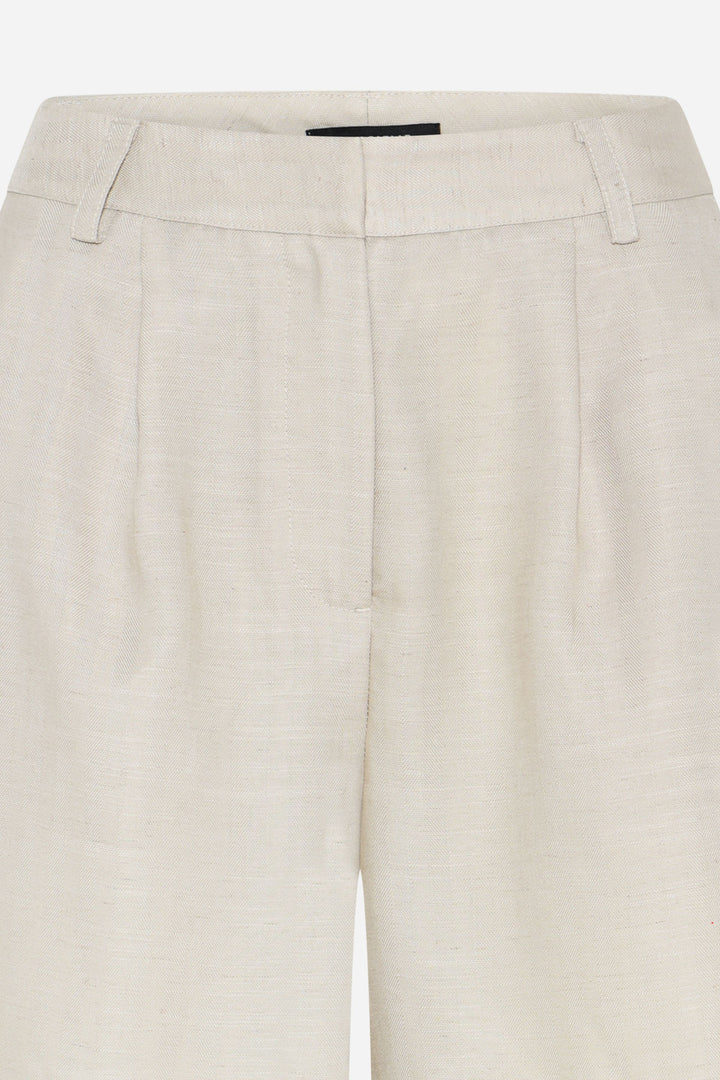 Bruuns Bazaar Women AphandraBBWinnia shorts Shorts .Sand