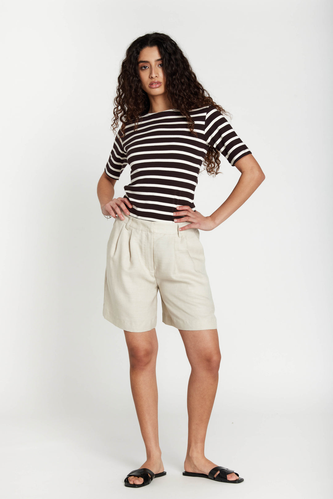 Bruuns Bazaar Women AphandraBBWinnia shorts Shorts .Sand