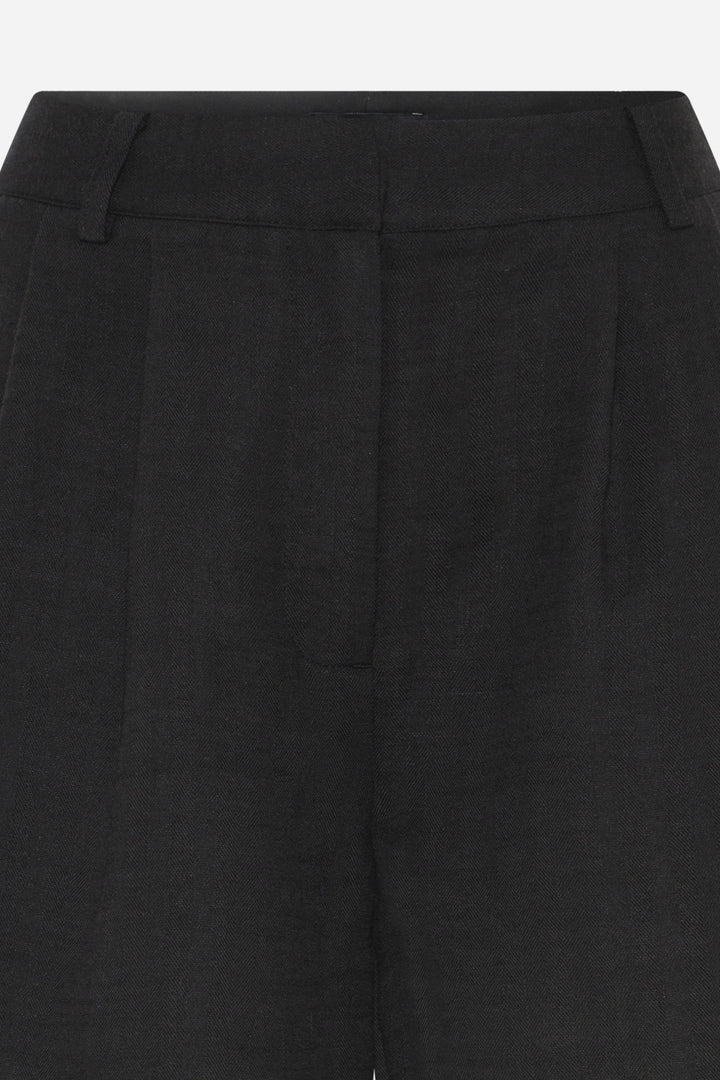 Bruuns Bazaar Women AphandraBBWinnia shorts Shorts Black