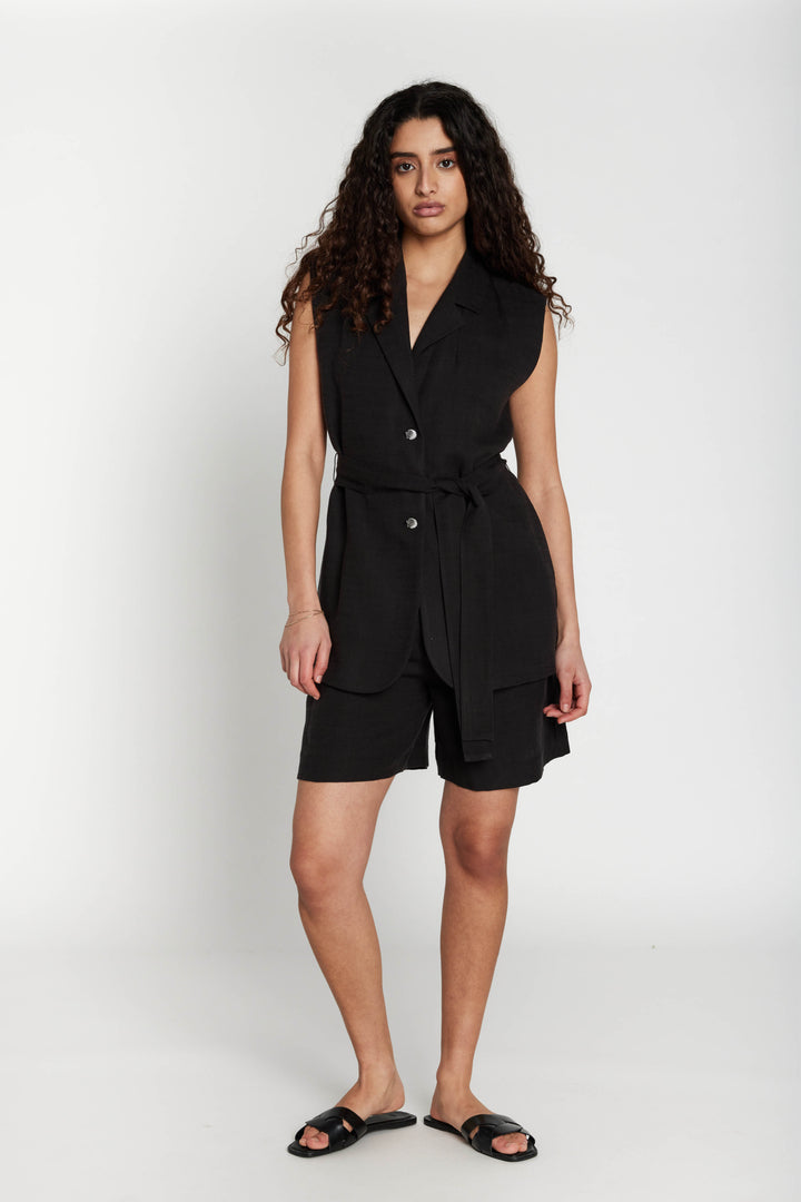 Bruuns Bazaar Women AphandraBBWinnia shorts Shorts Black