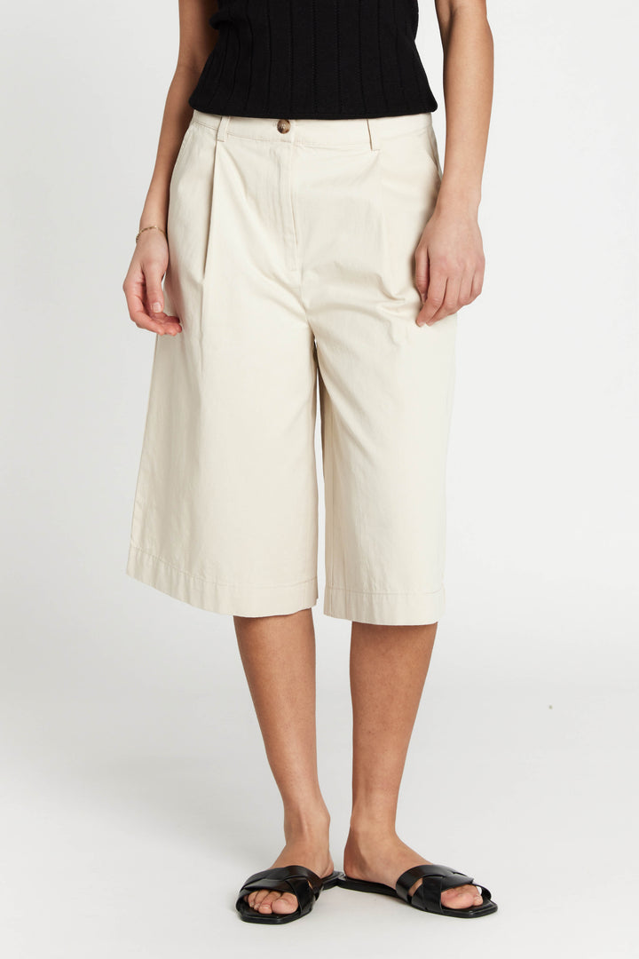 Bruuns Bazaar Women ThrinaxBBHannahi shorts Shorts .Sand
